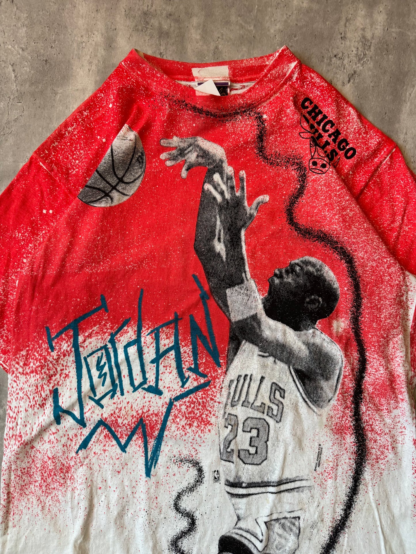 90's Michael Jordan AOP T-shirt - L