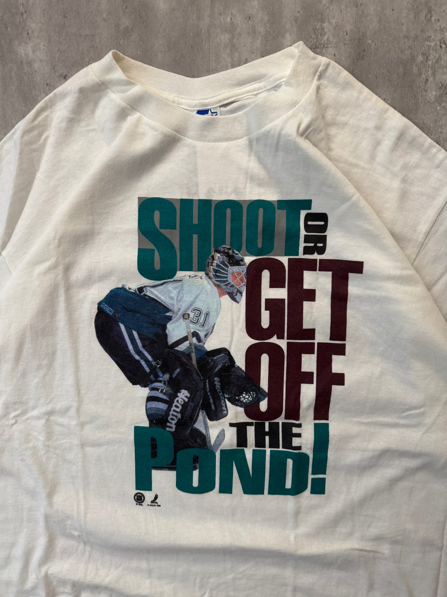 90's Get off the Pond NHL T-shirt - XL