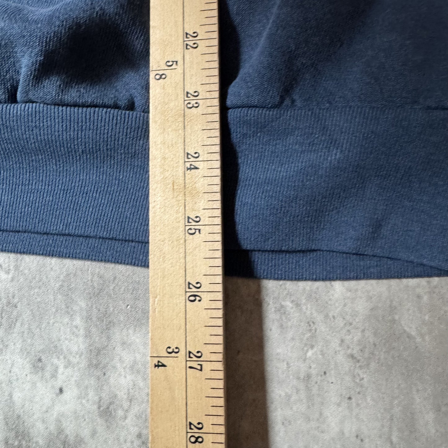 Lee Cotton Blend SeaWorld Graphic Sweatshirt Navy Blue - L