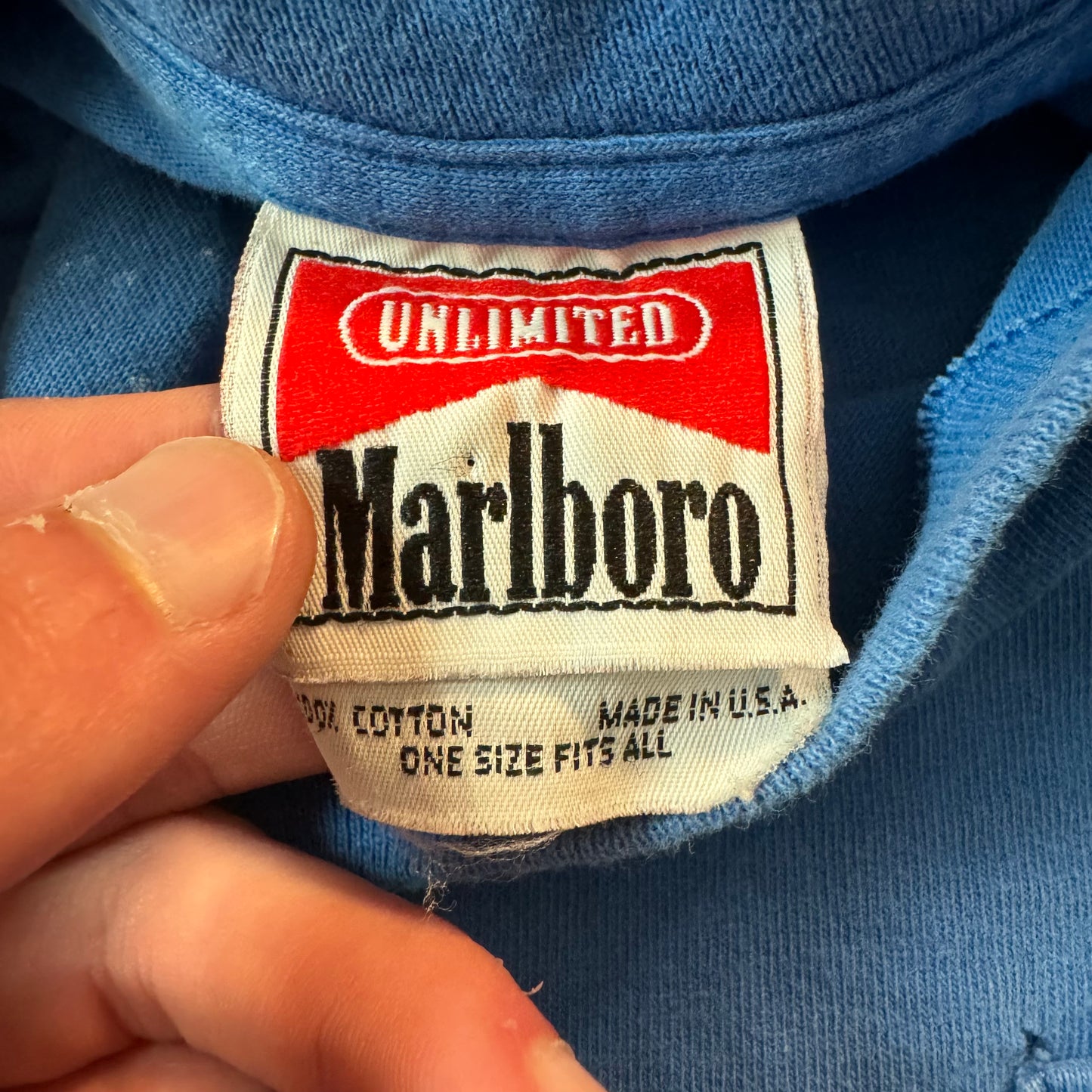 Vintage Marlboro Unlimited Wolf Pocket T-shirt - XL