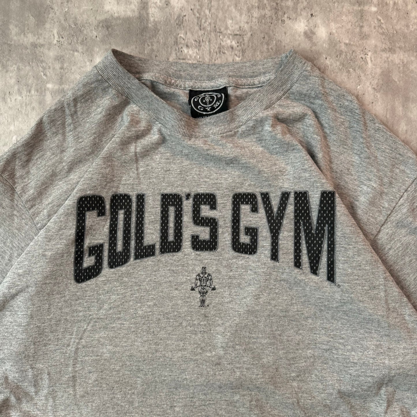 Vintage 90's Gold's Gym T-shirt - L