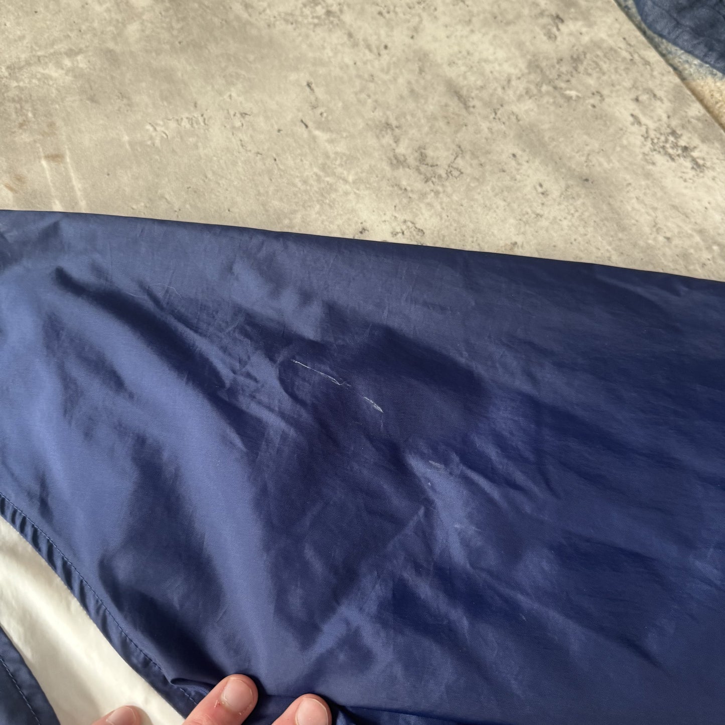 90s Nike Navy and White Windbreaker Jacket - M