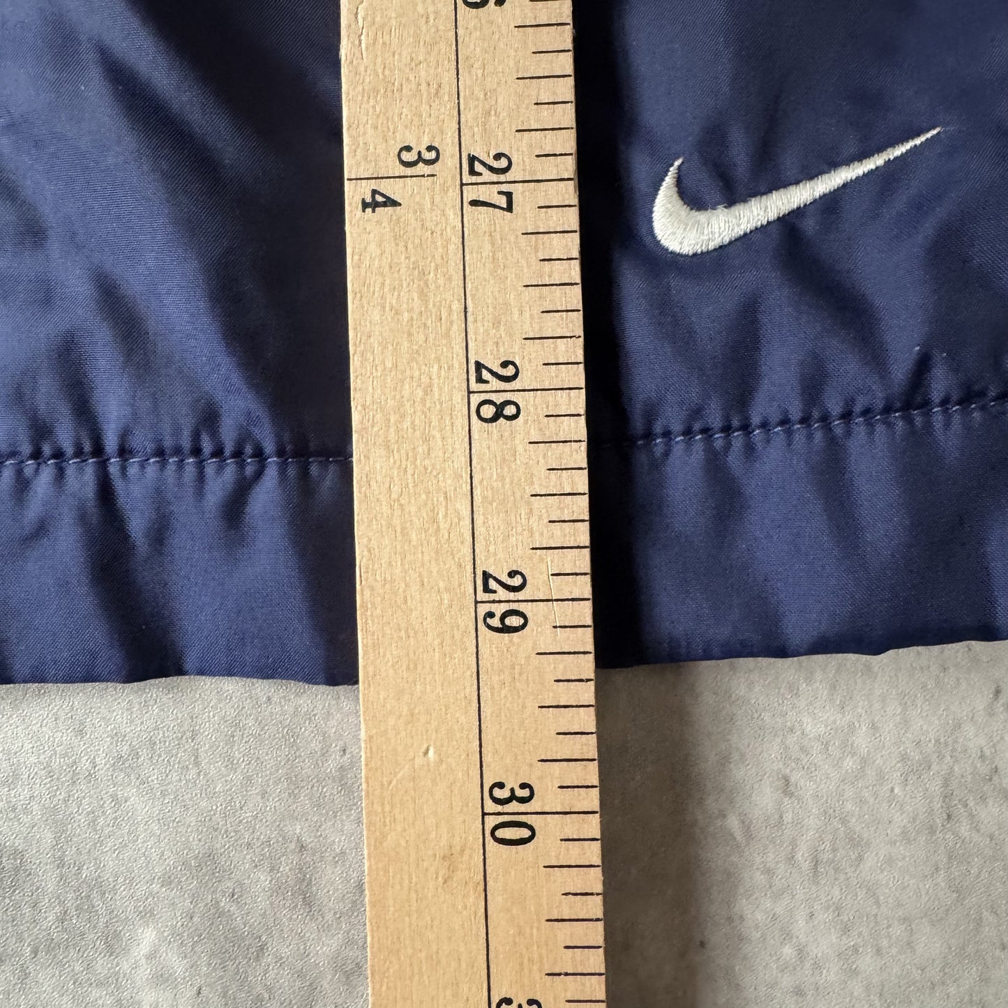 90s Nike Navy and White Windbreaker Jacket - M