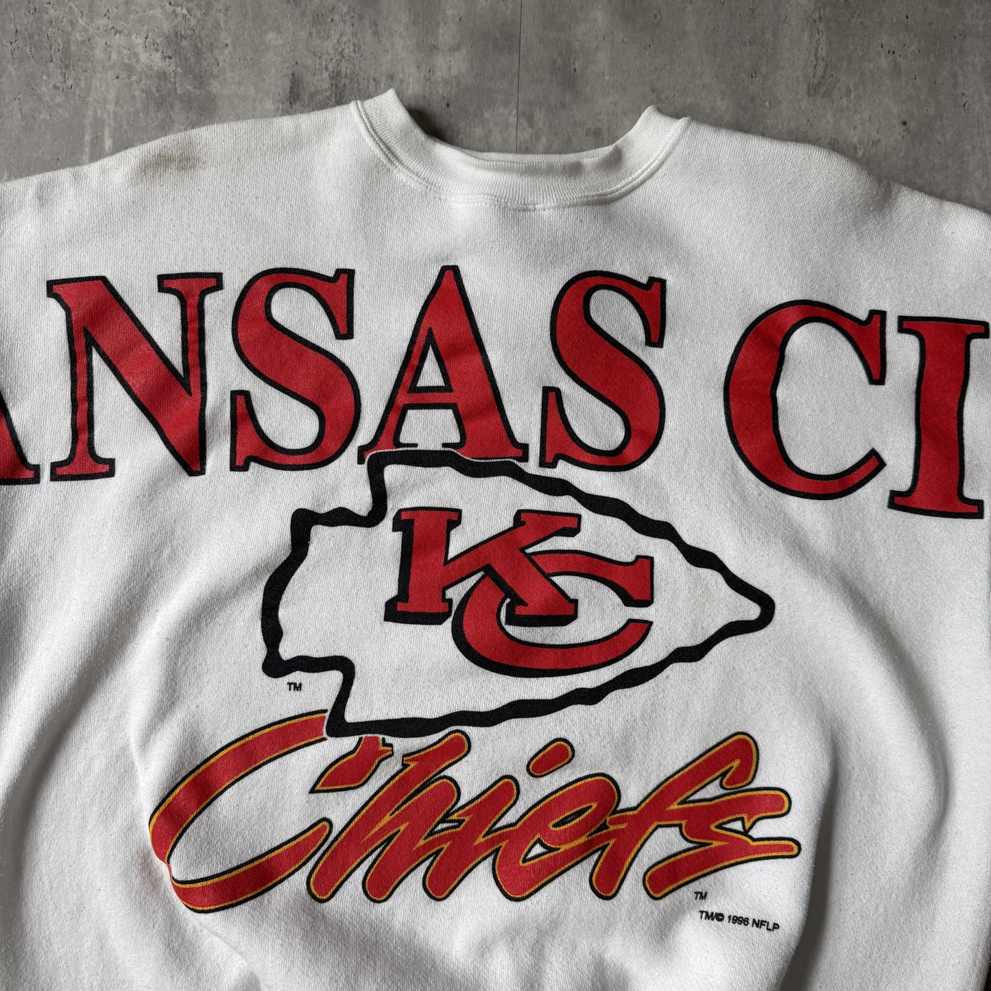 Vintage 90s Kansas City Chiefs Spellout Sweatshirt - XL