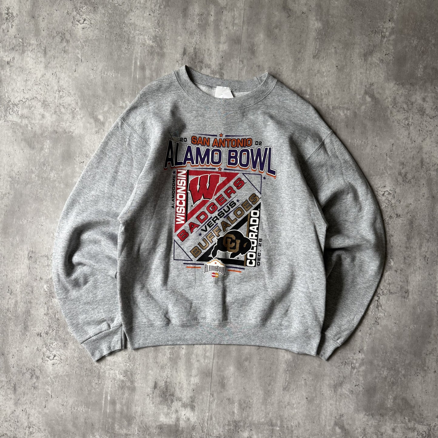 2002 Alamo Bowl Wisconsin vs Buffaloes Sweatshirt -  M