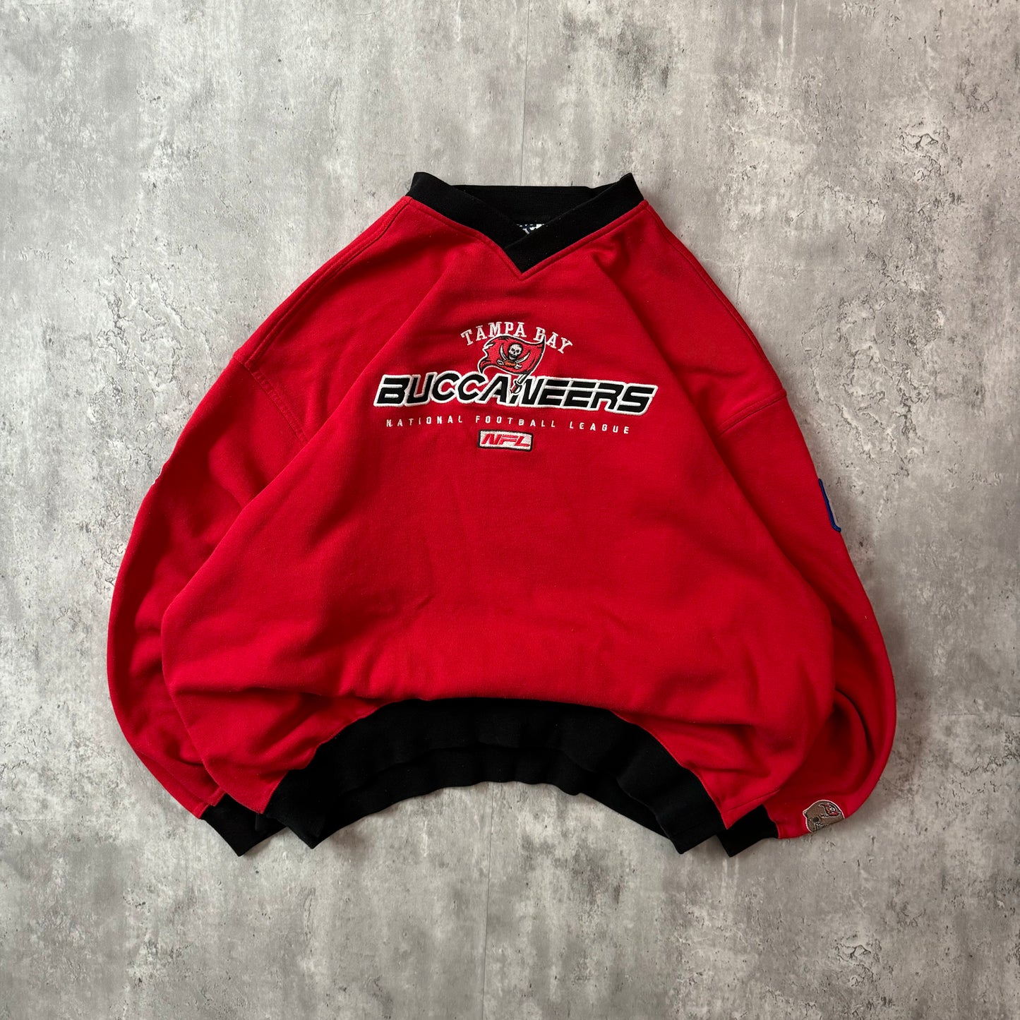 Vintage 1990's Buccaneers Lee Sport Crewneck Sweatshirt - XXL