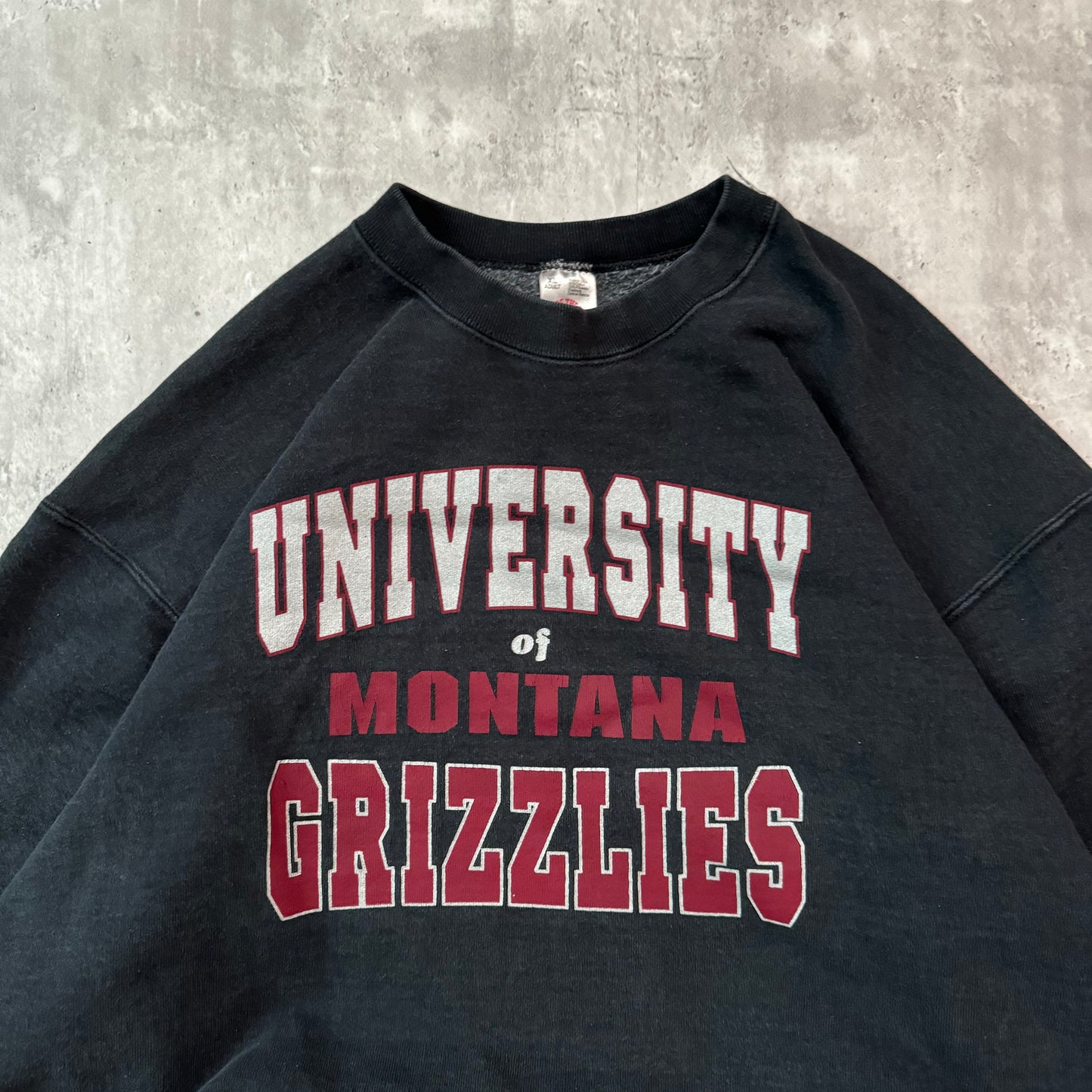 Vintage 90's University of Montana Grizzlies Crewneck Sweatshirt - XL