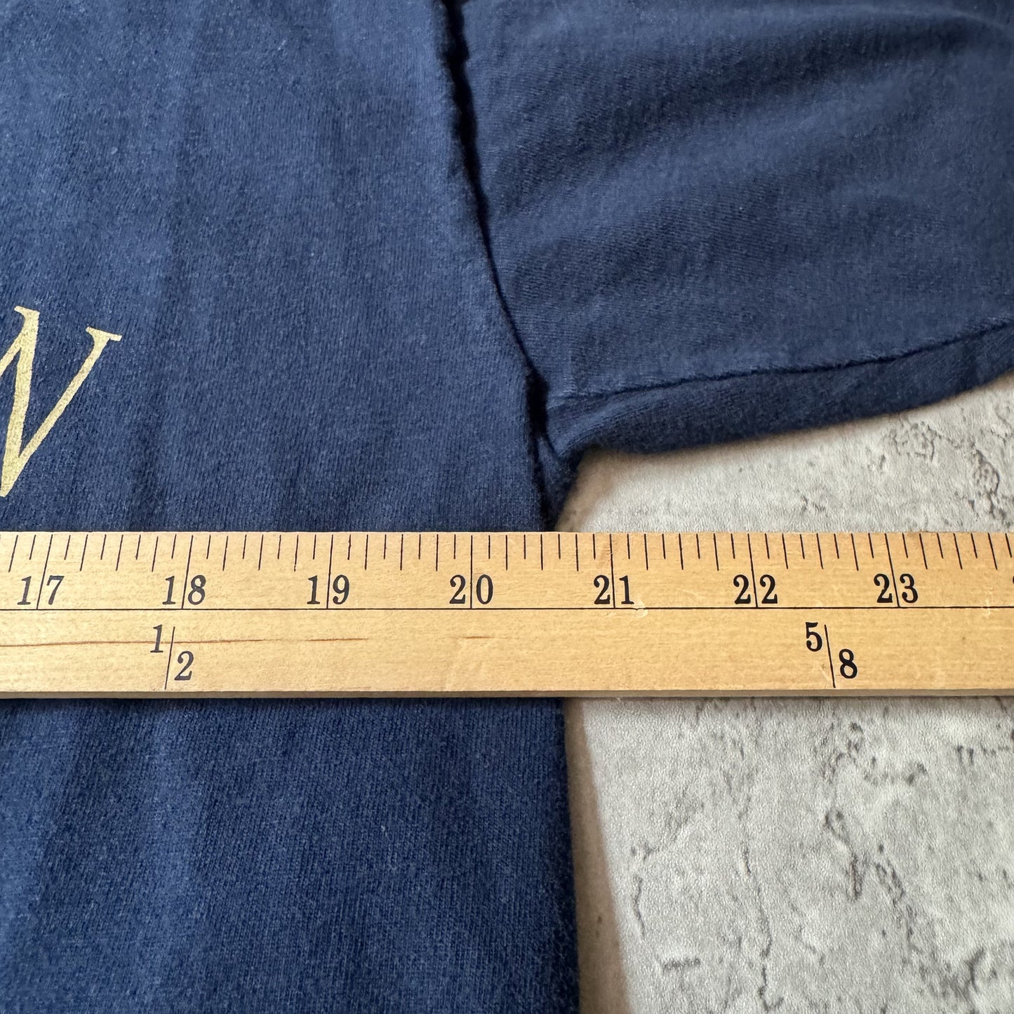 Vintage Wheaton College Navy Blue T-Shirt M Cotton USA