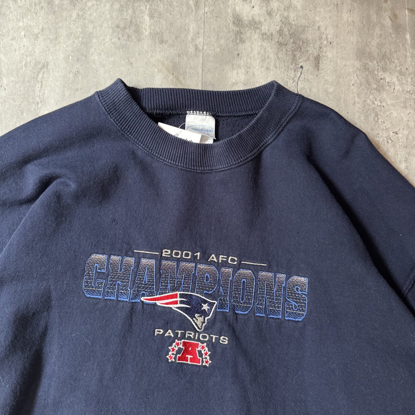 Vintage 2001 AFC Champions Patriots Navy Sweatshirt - L