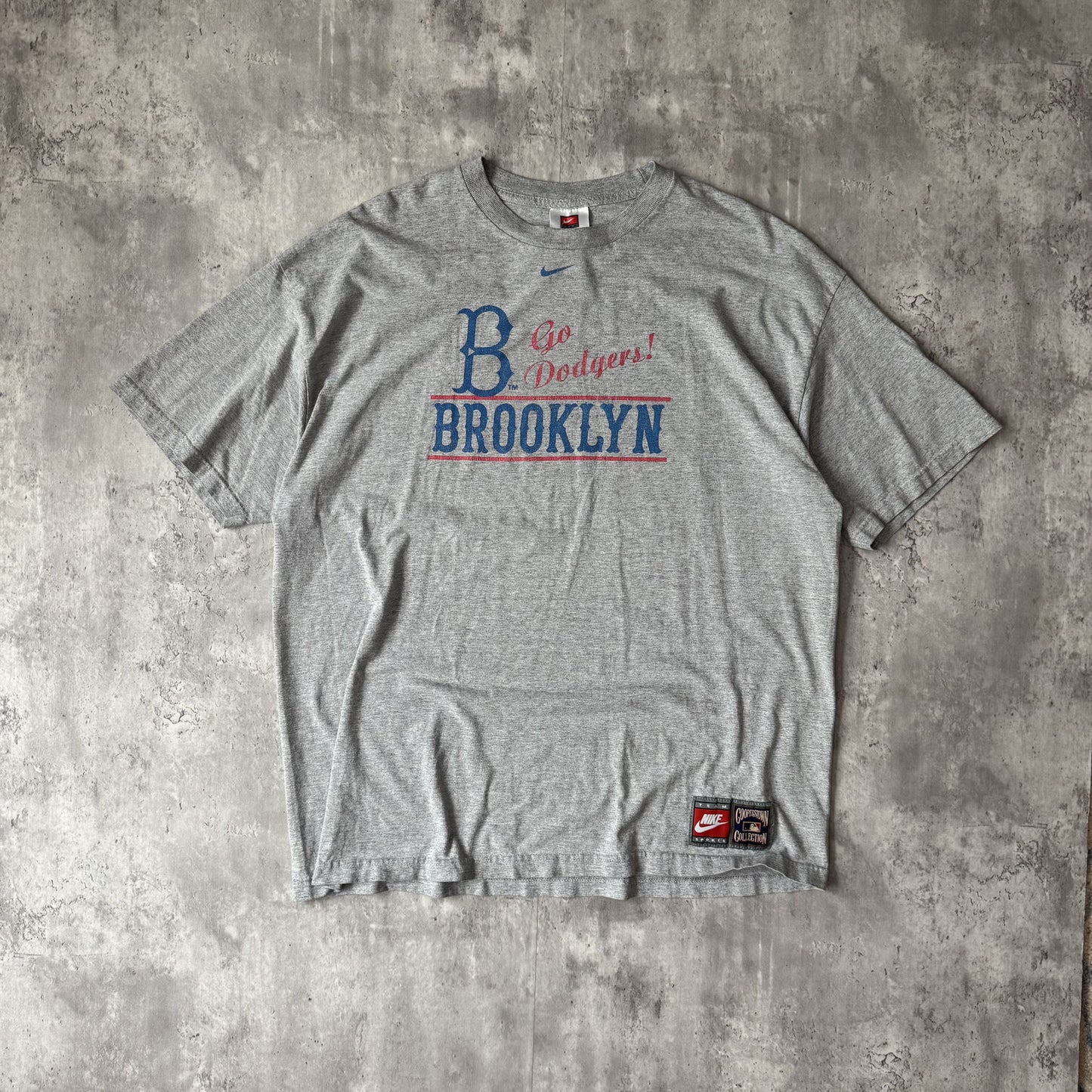 Vintage 2000s Nike Sports Grey Brooklyn Dodgers T-Shirt - XL